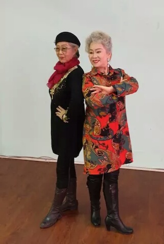 遼寧老年服飾（shì）藝術模特（tè）團第二期公開課匯報演出紀實