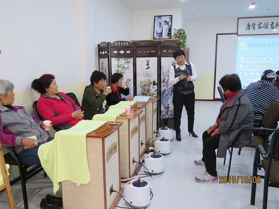 “我隻想為家鄉做點事”     記康（kāng）馨家圓智慧居家養（yǎng）老服務