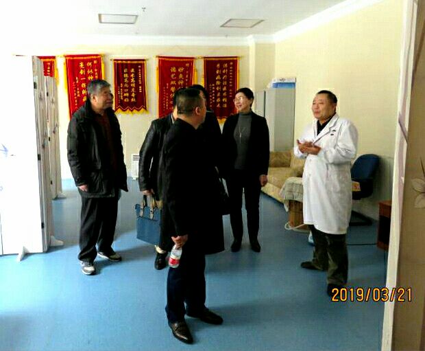 走進養老院，為康養醫療做些（xiē）實事