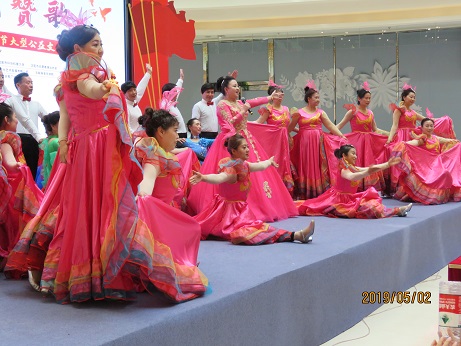 《五月讚（zàn）歌》——歡慶“五一”勞動節大型公益文（wén）藝演出