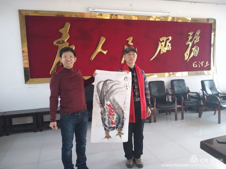 下鄉寫聯送福 墨寶飄(piāo)香暖心 ——遼(liáo)寧毛體開展“新春送福(fú) 文化下鄉”活動