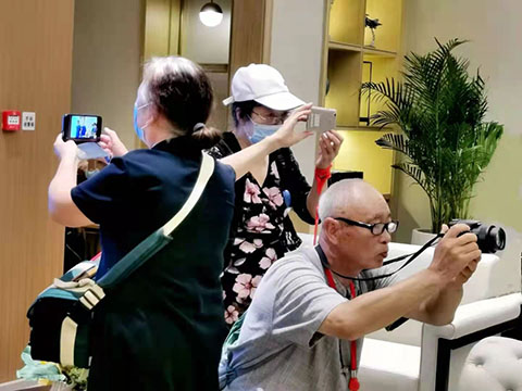 首屆《泰康之家——美麗沈（shěn）園》攝影大賽實地拍攝