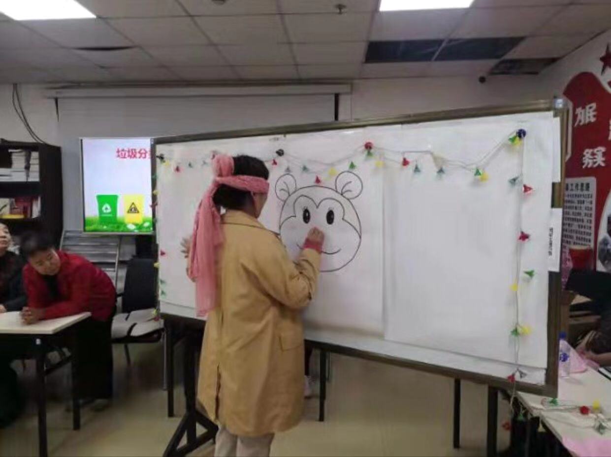 沈陽（yáng）渾南區五三街道在水一方社區 舉辦重陽（yáng）節（jiē）主題活動