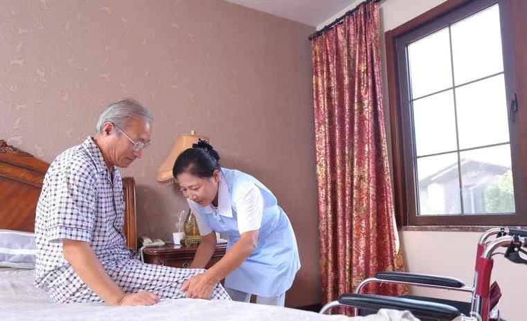 養老行業成朝陽產業，薪（xīn）資已成社會第一梯隊，堪（kān）比程（chéng）序員