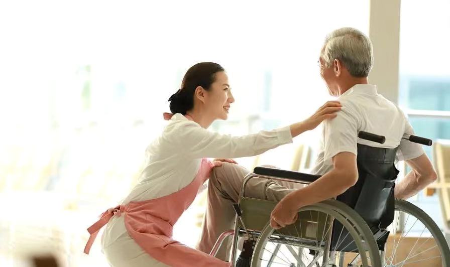 養老行業成朝陽產業，薪（xīn）資已成社會第一梯隊，堪比程序員