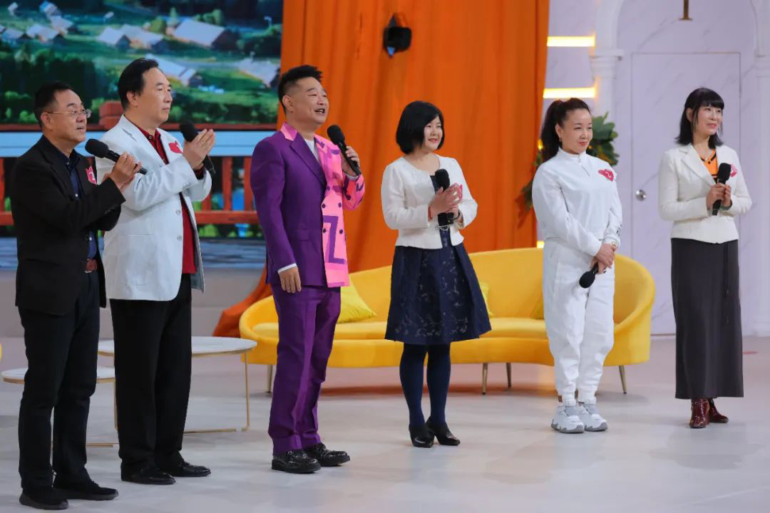 《慈海（hǎi）鵲橋會》中老年相親首期開播！