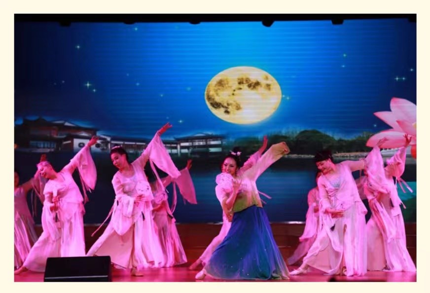 “歌舞迎盛世 師生感黨恩”—​ 沈陽老幹部大學教學成果展演圓滿舉行