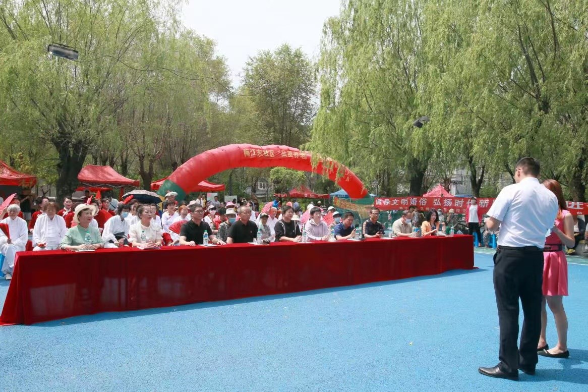 沈陽·梅（méi）江東社區“倡導文明婚俗 弘揚時代新風”企業（yè）助宣傳（chuán）活動