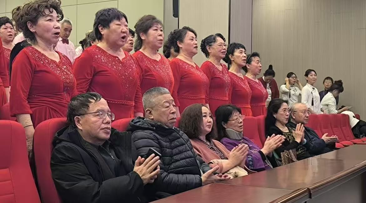 雷（léi）鋒精神薪火相傳 文明實（shí）踐譜新篇